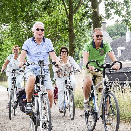 recreatiepark-de-lucht-fietsen1.jpg